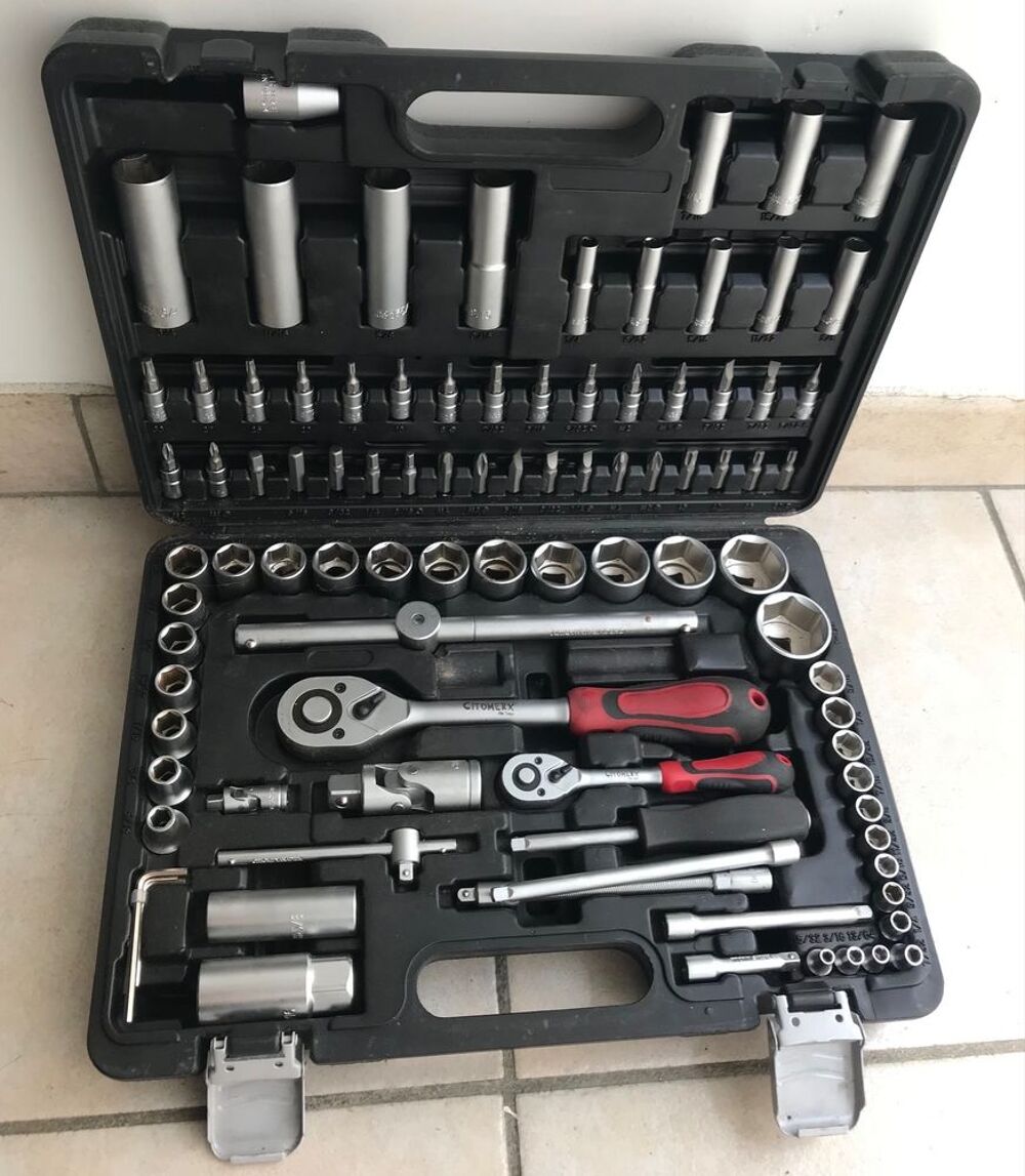 Caisse de douilles imp&eacute;riales Bricolage