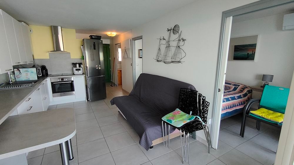 Vente Appartement LE CAP D'AGDE: Appartement 3 pièces rénové en 1ère ligne, climatisation loggia 10m² île des pêcheurs Ouest Le cap d agde