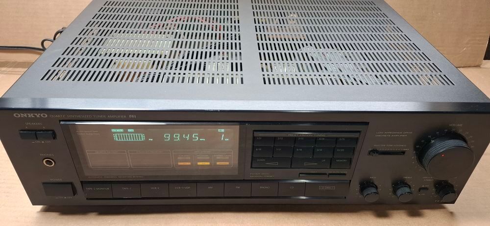 Ampli-Tuner ONKIO et Lecteur CD-DVD SONY Audio et hifi