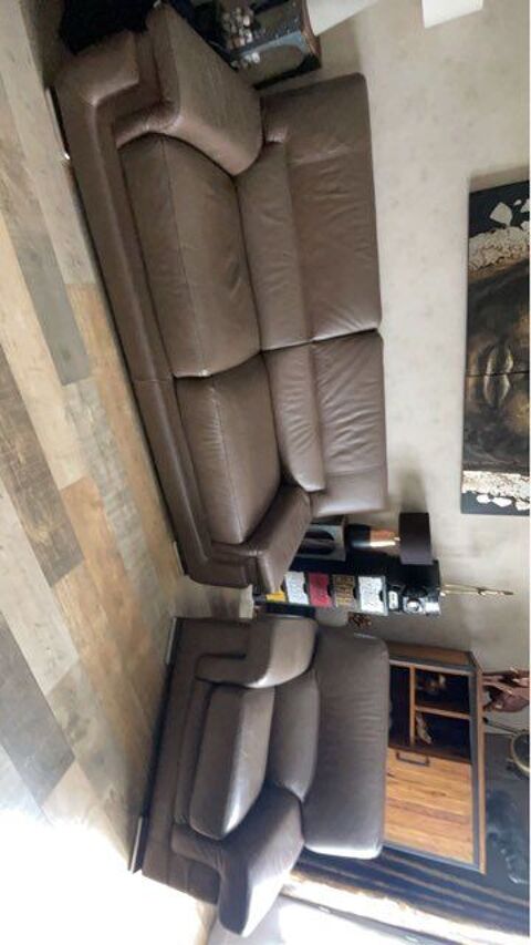 Lot canapé et fauteuil cuir Maincy (77)
