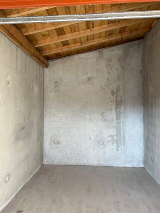  Parking / Garage � louer 13 m� Beynost