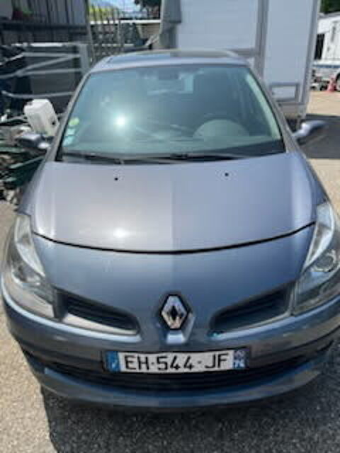 Renault clio iii Clio 1.6 16V 110 Confort Dynamique