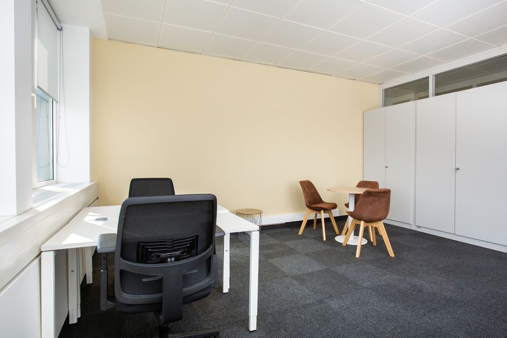   Espace de bureau privé pour 3 personnes à Espace Européen de l'Entreprise Schiltigheim