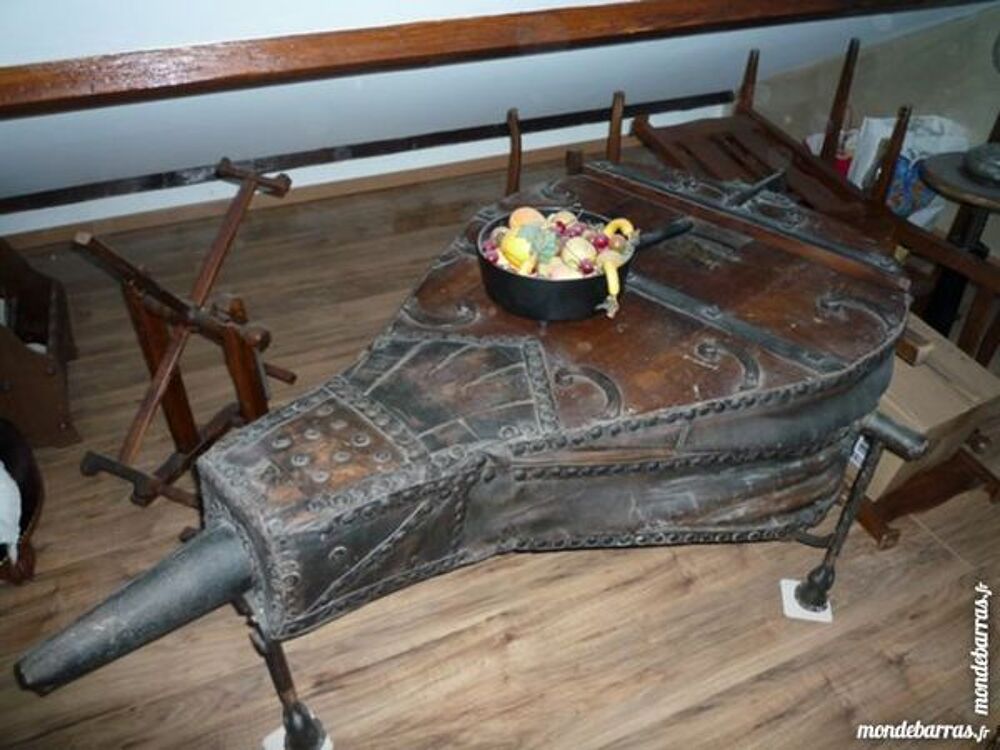 SOUFFLET DE FORGE Meubles