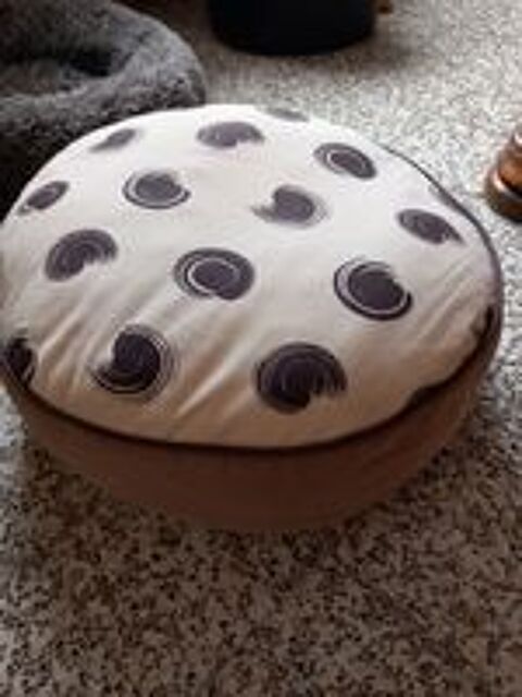   Pouf pour chien  