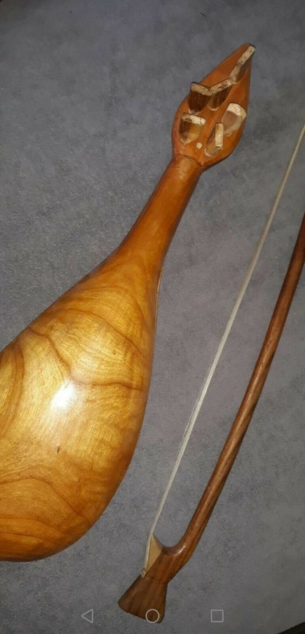 Tres beau Violon Ancien Ethnique, piece unique Collector Instruments de musique