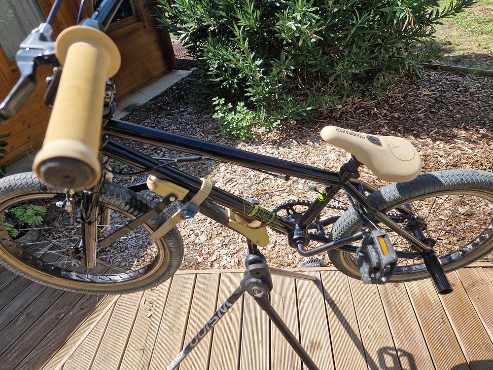 BMX MONDRAKER Vélos