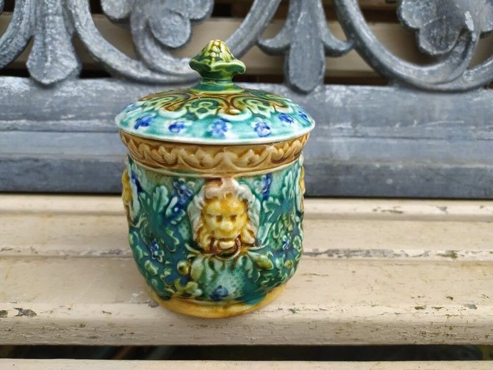 Ancien Pot &agrave; Tabac Fa&iuml;ence Barbotine Onnaing Décoration
