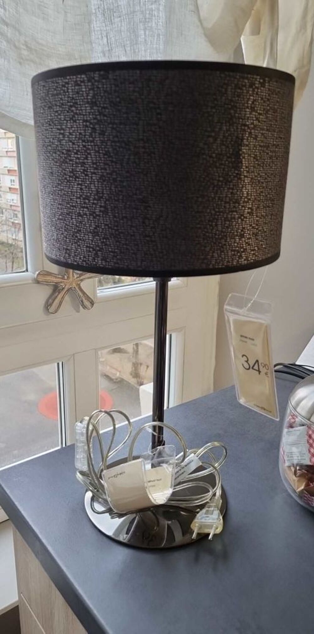 Lampe neuve Décoration