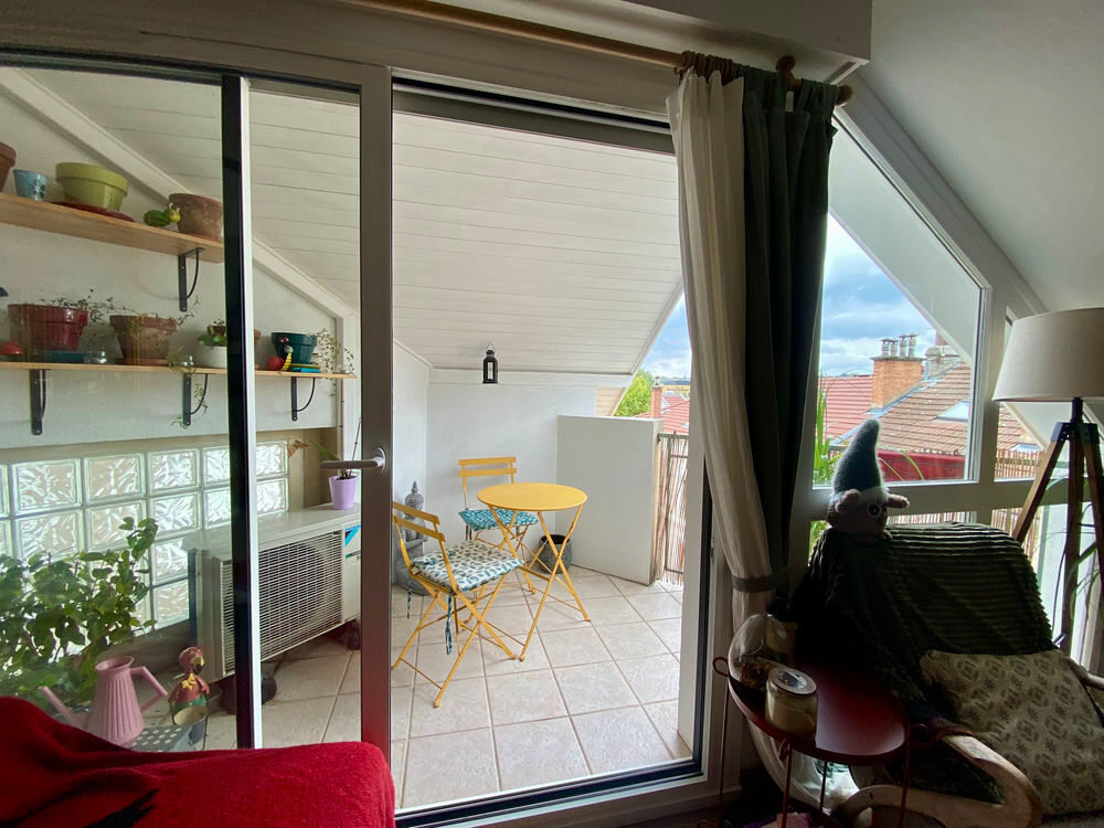 Location Appartement Appartement 2 pièces non-meublé - Centre ville Voiron Voiron