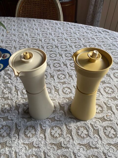 TUPPERWARE POUR HUILE ET VINAIGRE 12 Sainte-Foy-ls-Lyon (69)