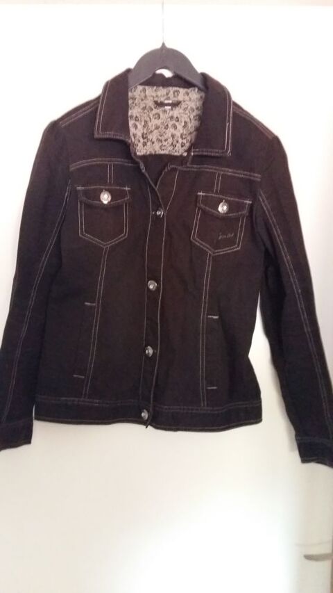 Veste en jean noir  Jonas Brothers . 10 Valenciennes (59)