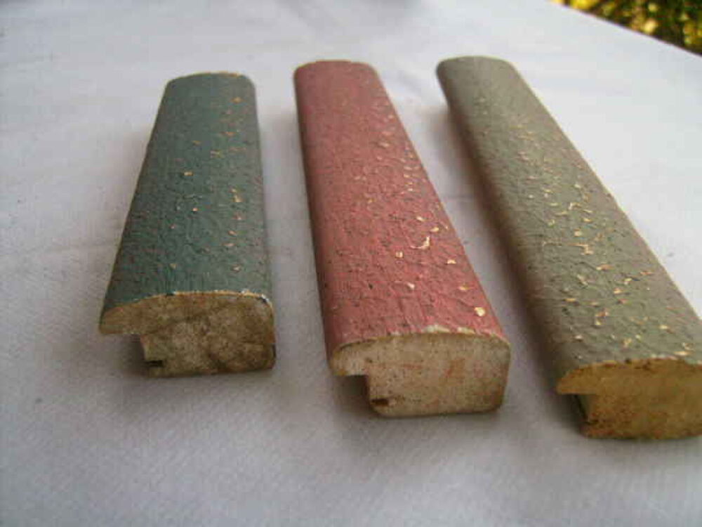 
210m de baguettes bois couleur vert, orange, bleu et or Décoration