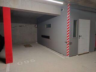  Parking / Garage à louer 15 m² La rochelle