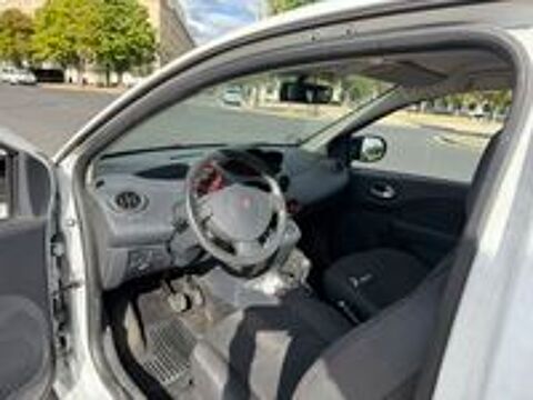Twingo II 1.2 16v 75 eco2 Rip Curl Euro 5 BVR5 2011 occasion 75017 Paris
