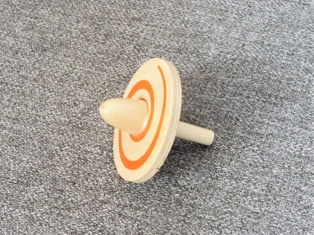 Toupie en Bois Beige &agrave; Motifs Bleu et Orange avec 3 ballons Jeux / jouets