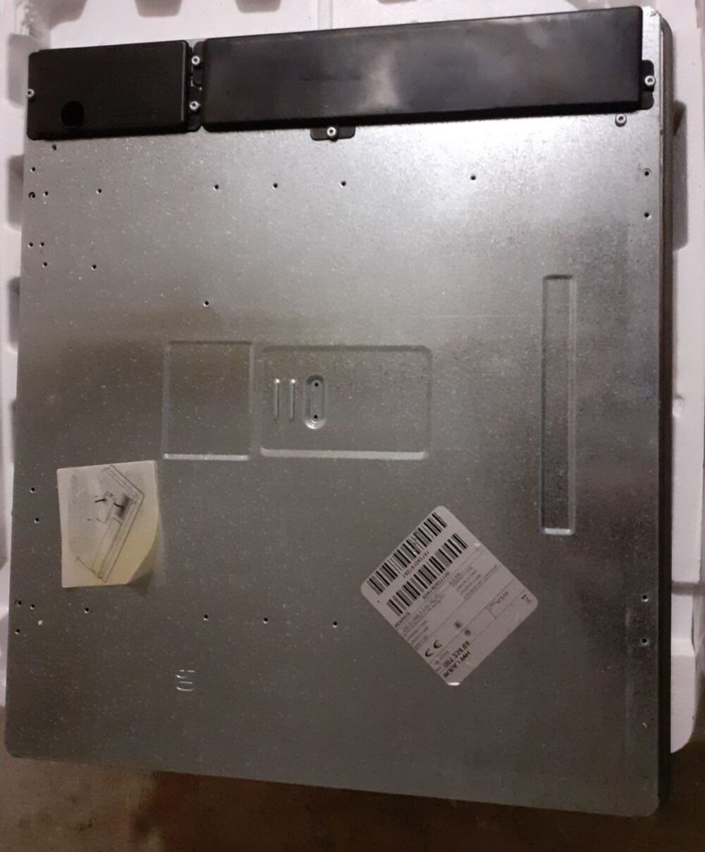 Plaque de cuisson vitro-c&eacute;ram WIRPOOL Electroménager