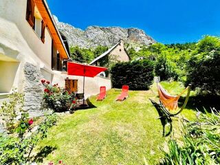  Maison � vendre 8 pi�ces 215 m�