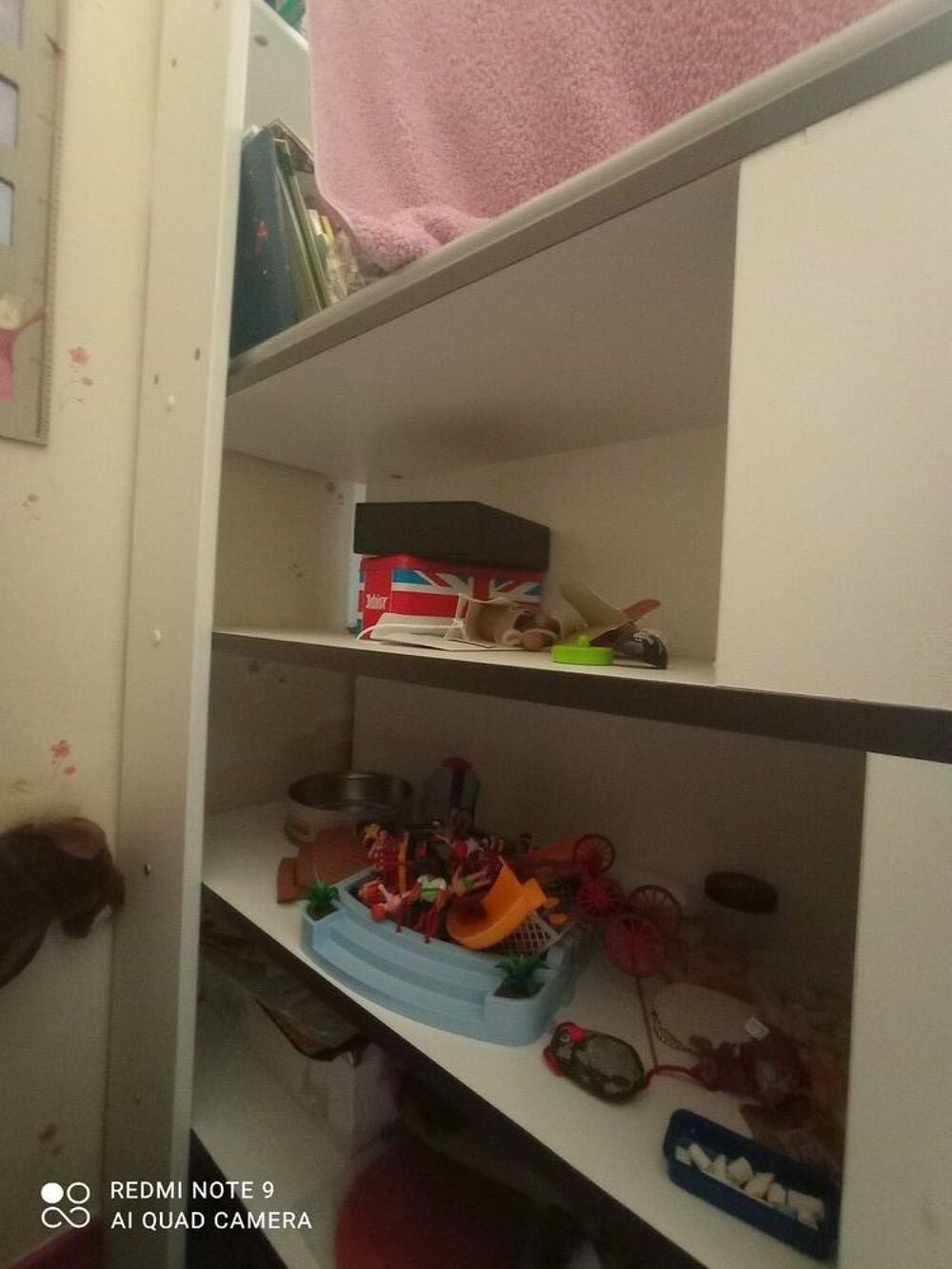 combin&eacute; bureau et lit en hauteur Meubles