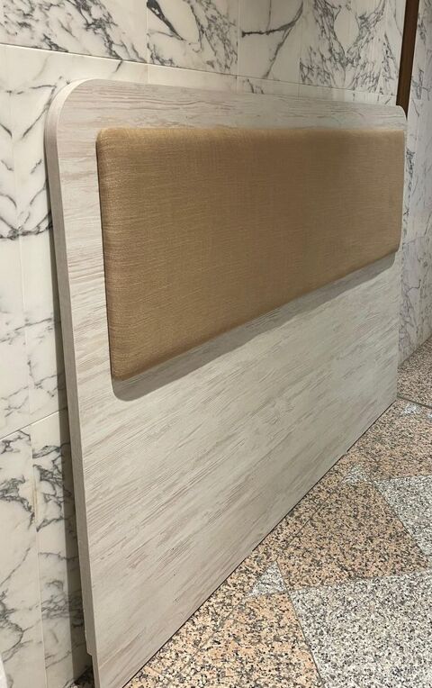 Tête de lit neuve, style moderne, beige doré 150 Cap-d'Ail (06)