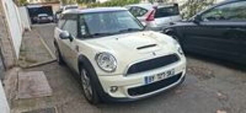 Clubman 184 ch Cooper S Pack Red Hot Chili 2011 occasion 94700 Maisons-Alfort