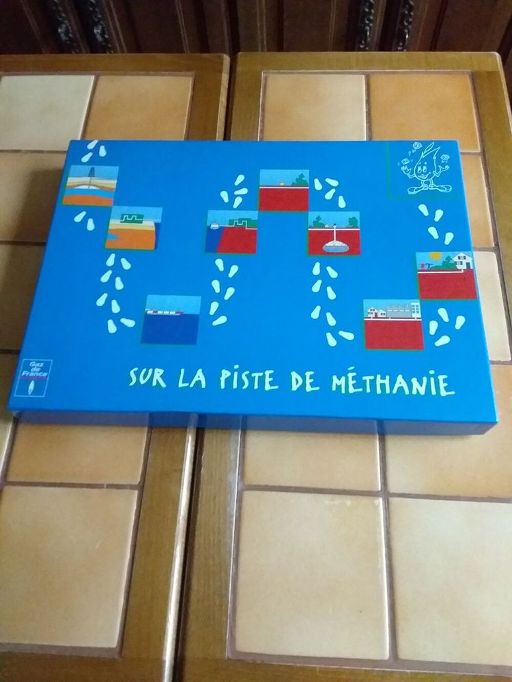 Jeu de soci&eacute;t&eacute; neuf SUR LA PISTE DE M&agrave;‰THANIE Vintage 1995 Jeux / jouets