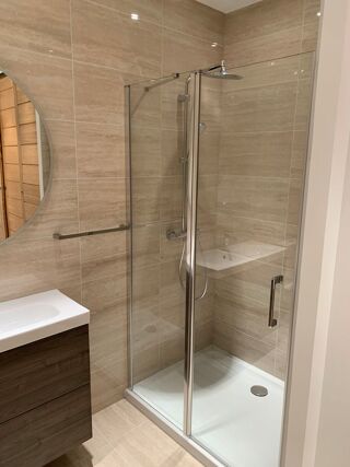  Appartement à louer 4 pièces 107 m²