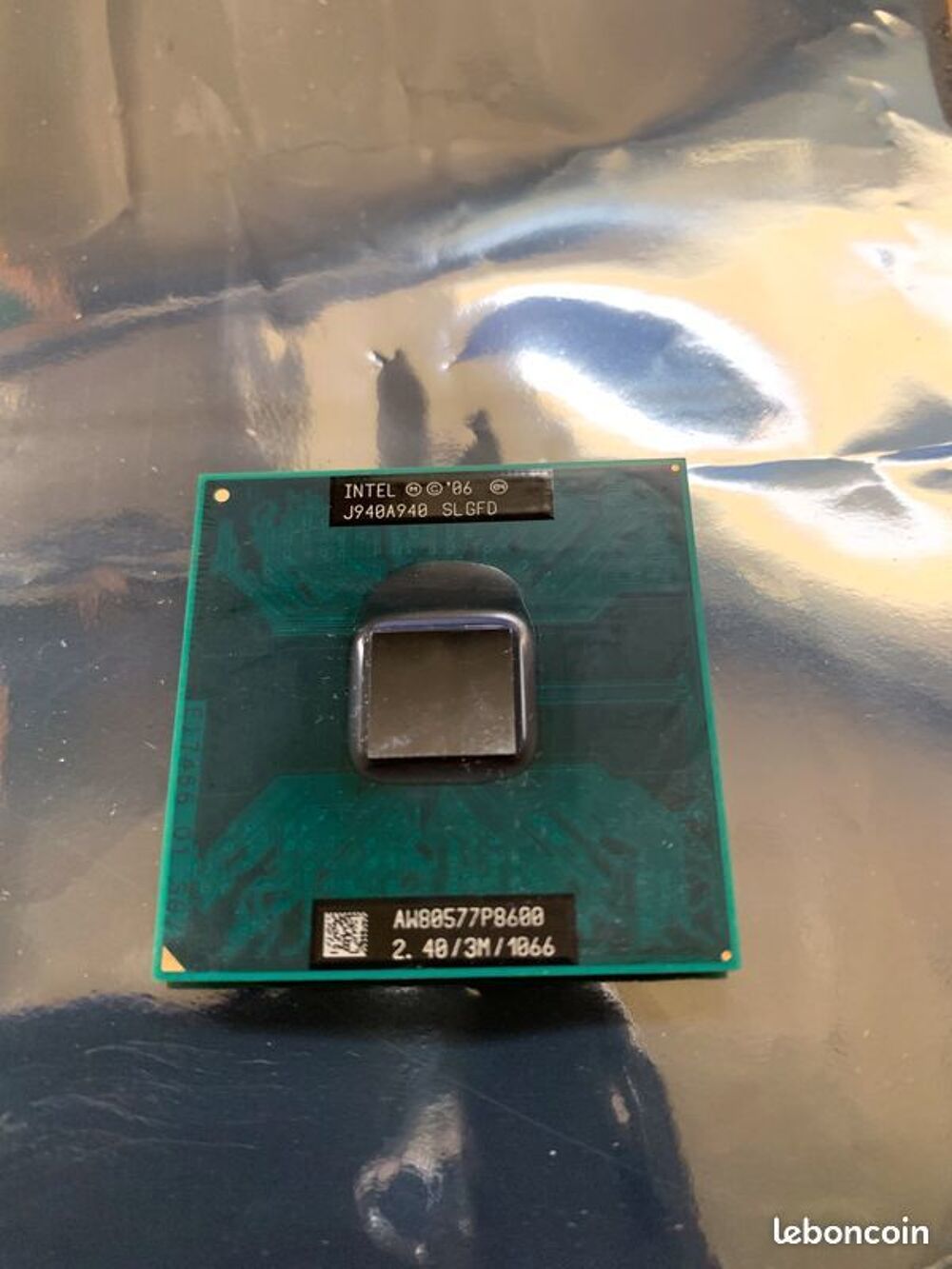 Processeur Intel Mobile 2.4GHz Core 2 Duo P8600 SLGFD, TBE Matériel informatique