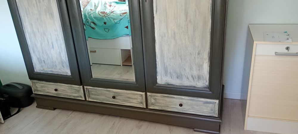 Armoire chambre &agrave; coucher adulte et commode Meubles
