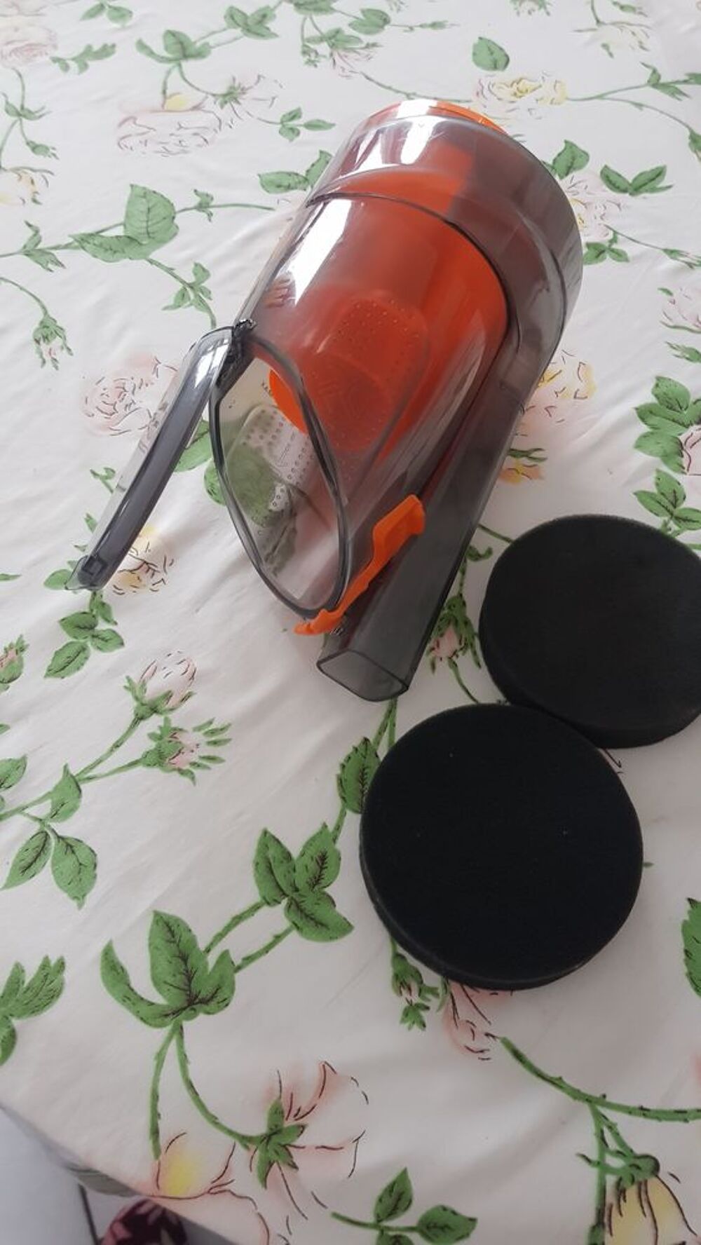 R&eacute;servoir poussi&egrave;re ROWENTA aspirateur balai Electroménager