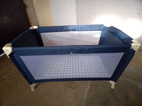 Lit pour b�b� parapluie  Babid�al  30 Eauze (32)