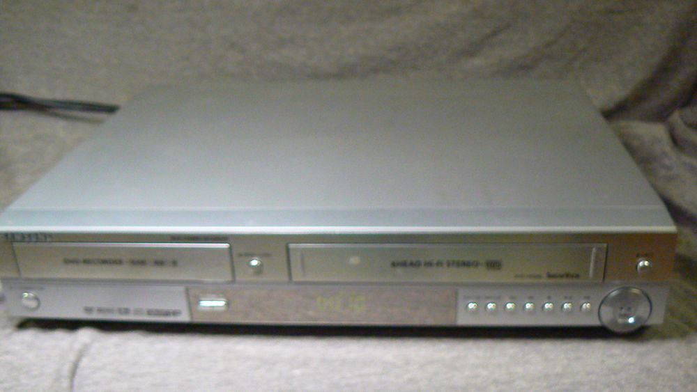Samsund DVD-VHS DVD-VR300E Photos/Video/TV