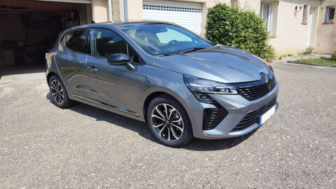 Renault Clio V Clio E-Tech full hybrid 145 GSR2 Techno 2025 occasion Saint-Martin-des-Champs 78790