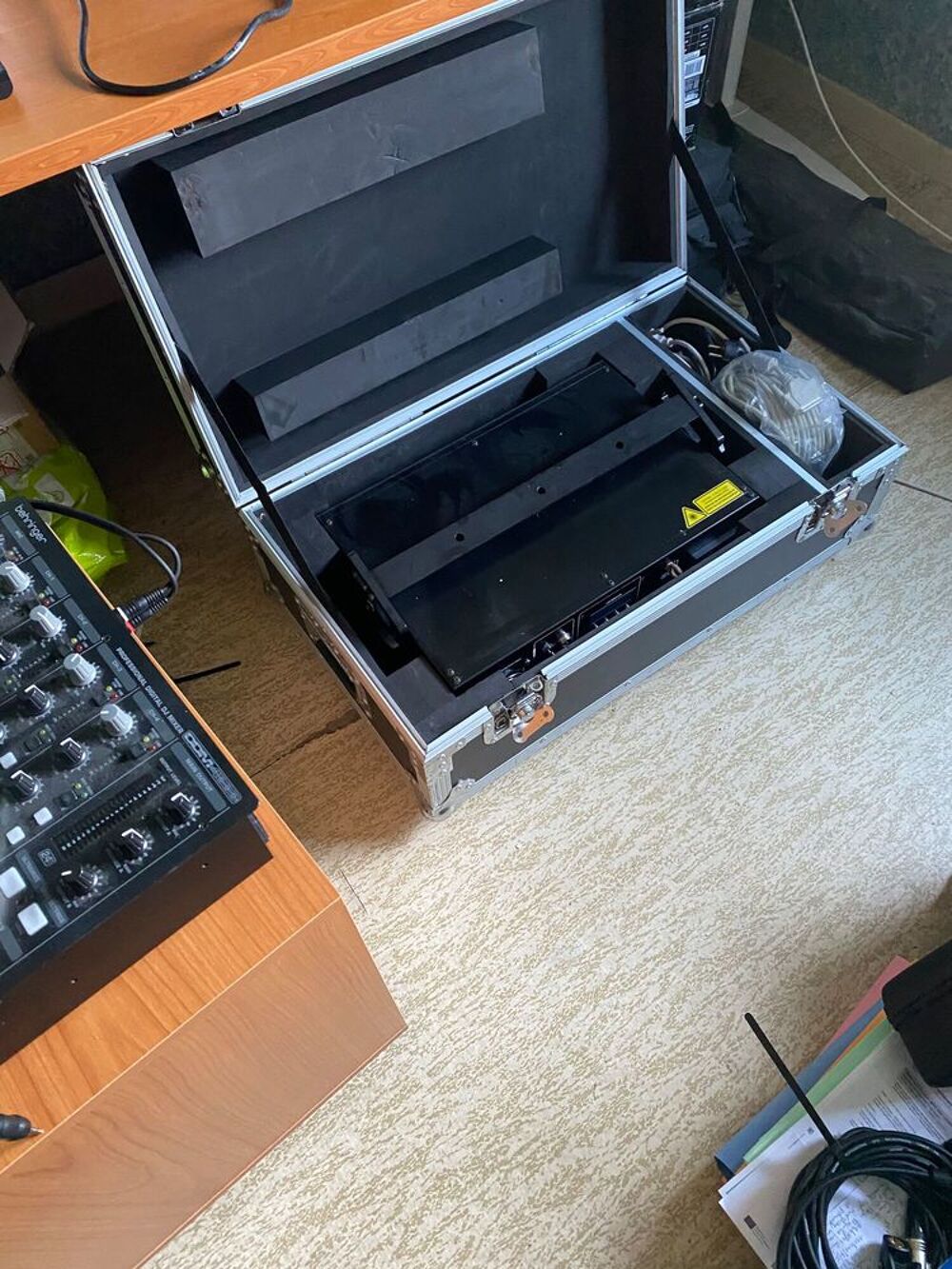 Laser STAIRVILLE DJ200 RGB Audio et hifi
