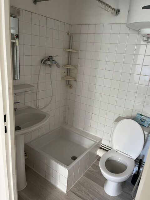  Appartement � louer 1 pi�ce 29 m� Villeurbanne