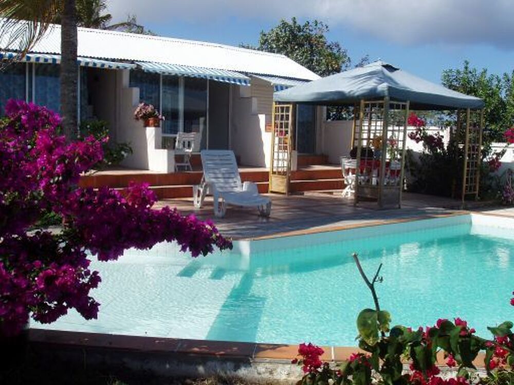 Location Appartement F2 TB vue mer piscine, terrasse Saint-françois
