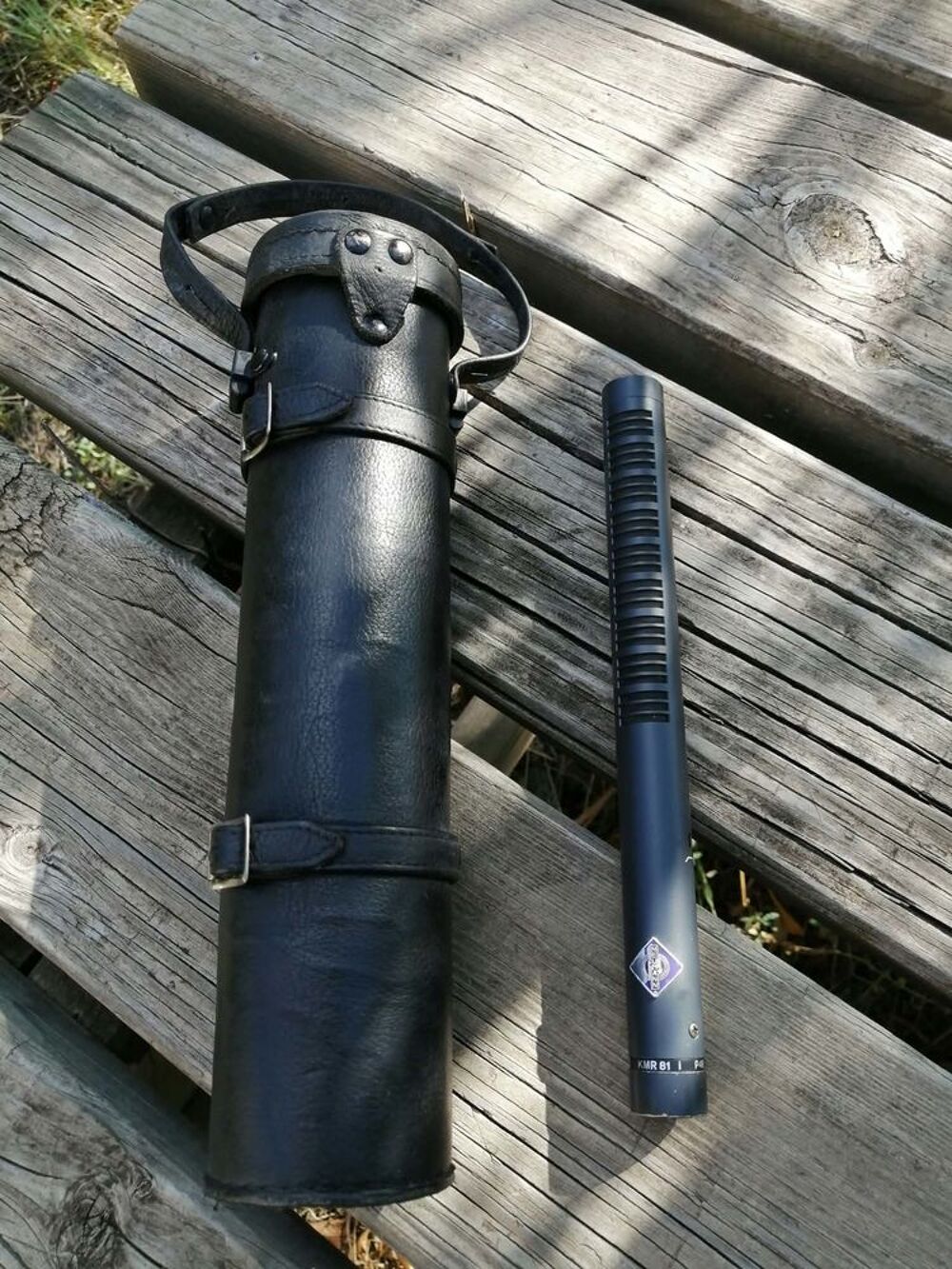 Microphone Neumann KMR 81 i avec son &eacute;tui en cuir Audio et hifi
