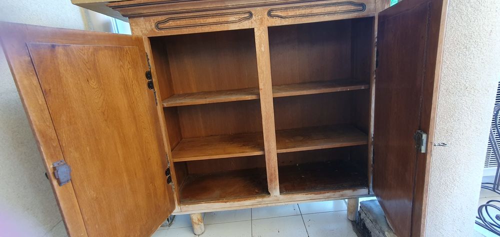 DON ? Buffet ancien ? Gratuit, &agrave; venir chercher Meubles