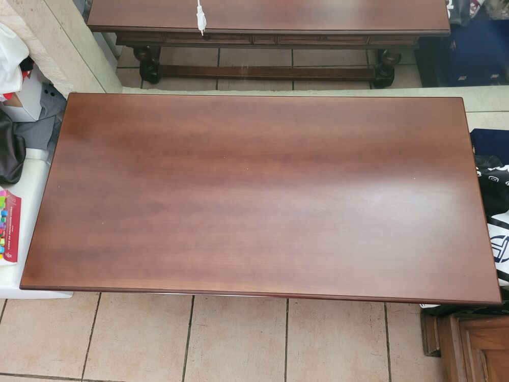 Table basse bois 2 tiroirs en parfait &eacute;tat
Meubles