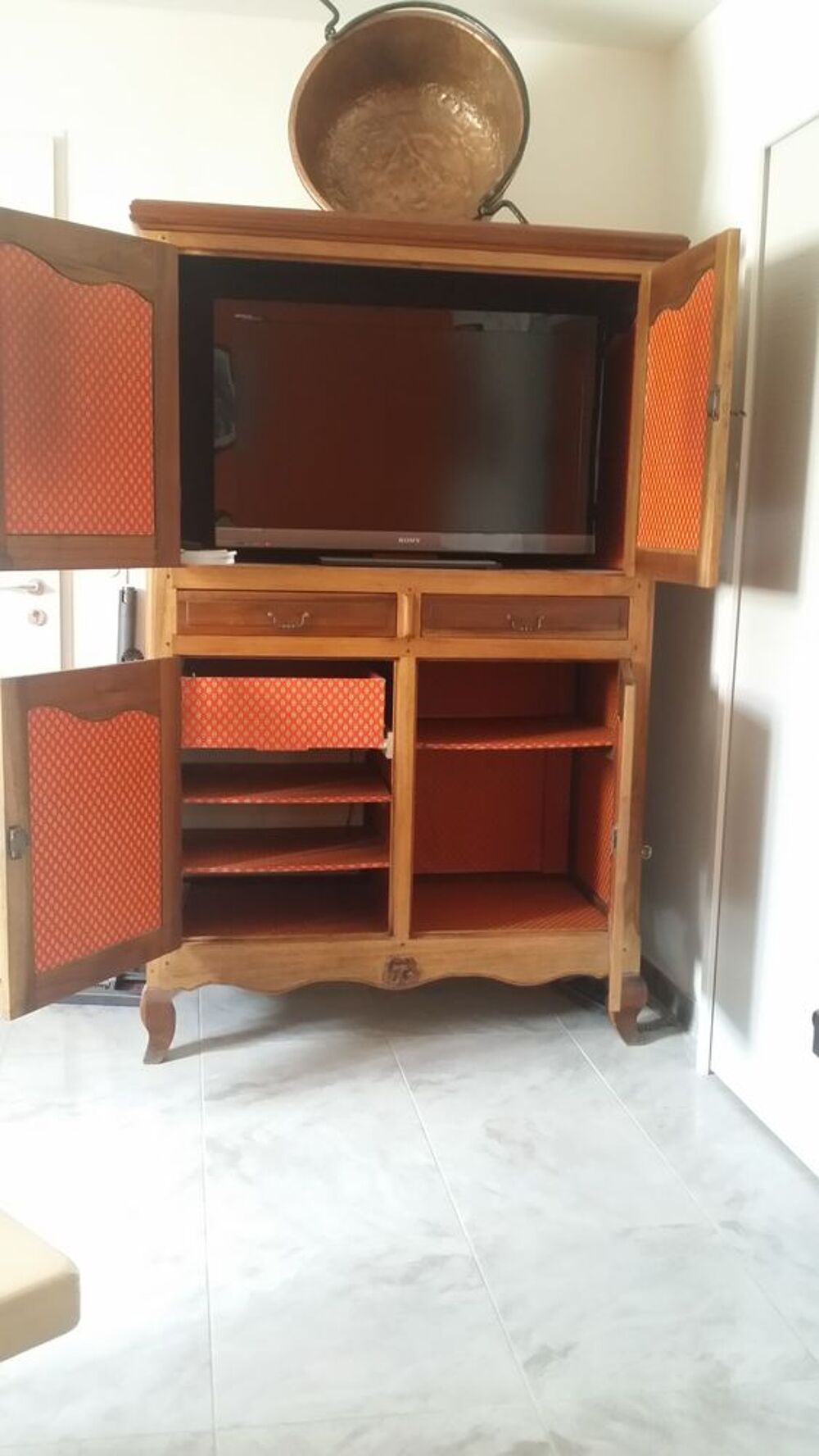 beau buffet ou autre massif fait main Meubles
