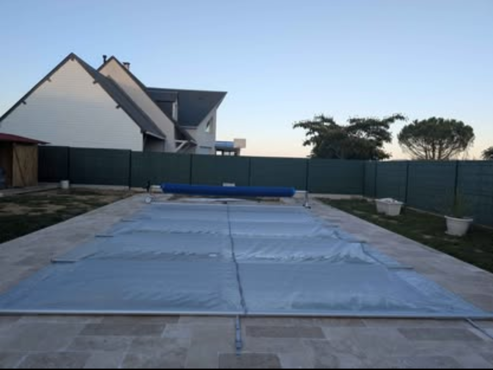 B&acirc;che &agrave; barres pour piscine 7x4 Jardin