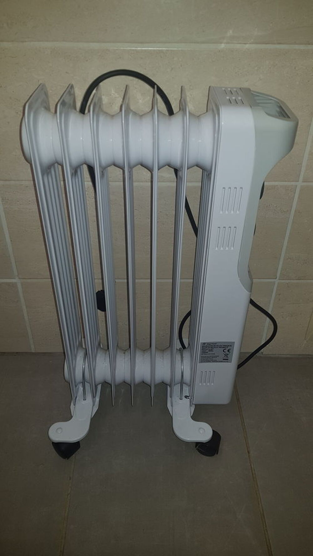 Radiateur bain d'huile Electroménager