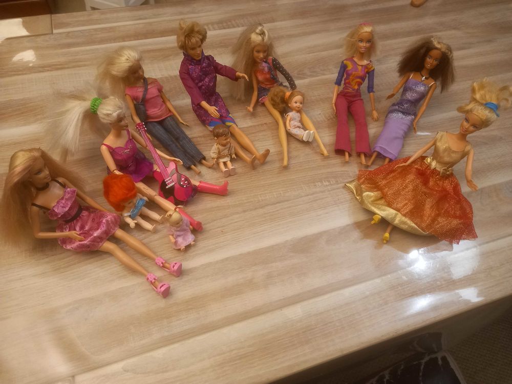 poupee barbie Jeux / jouets