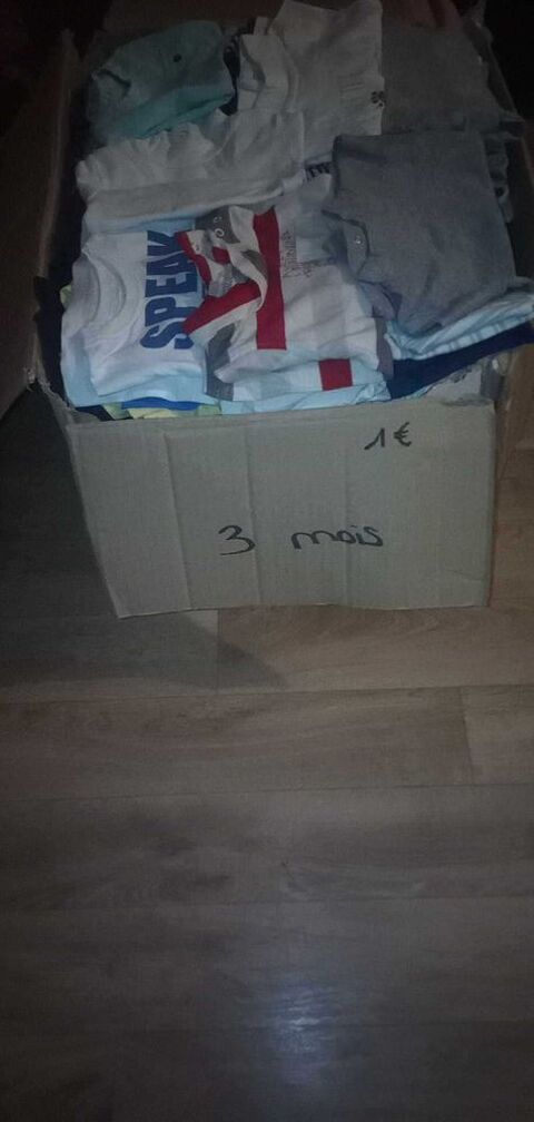 vtements bb 104 Magny-en-Vexin (95)