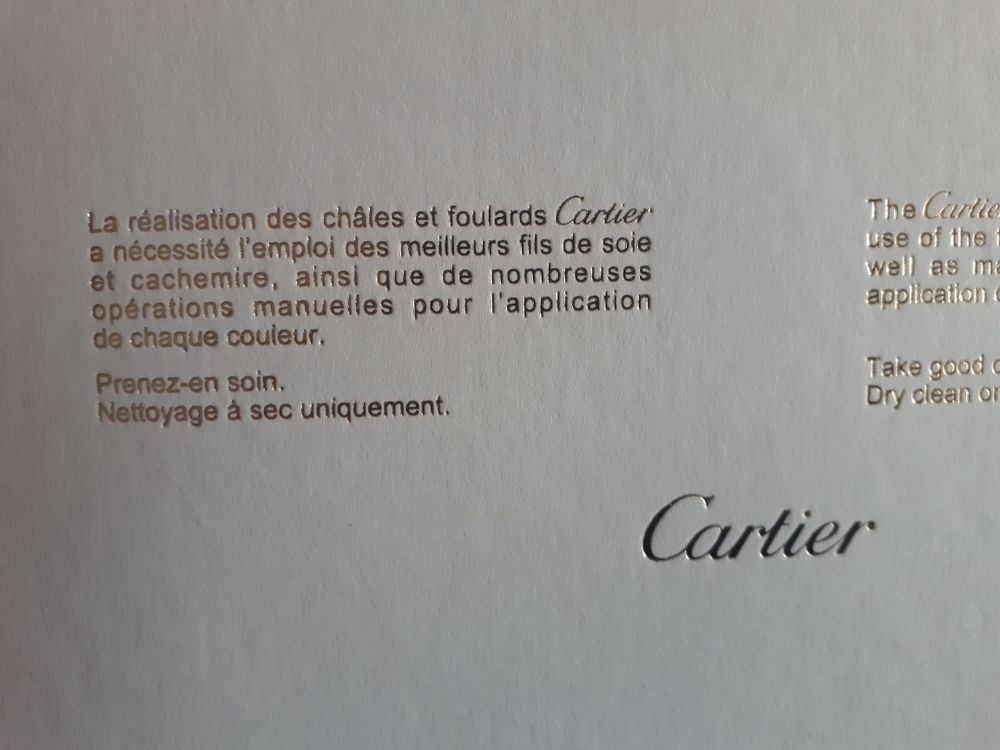 Foulard Cartier authentique neuf Vtements