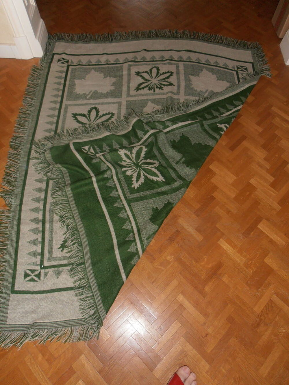 Plaid vert feuilles (84) Décoration