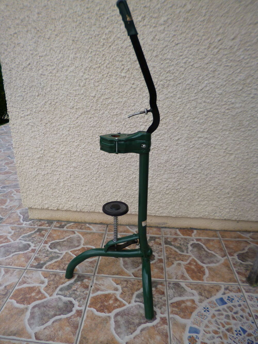 Appareil &agrave; boucher les bouteilles Bricolage