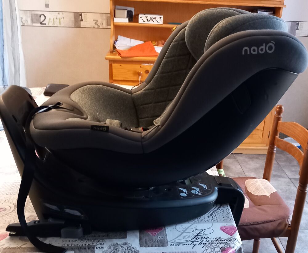 Si&egrave;ge auto pivotant isofix Puériculture