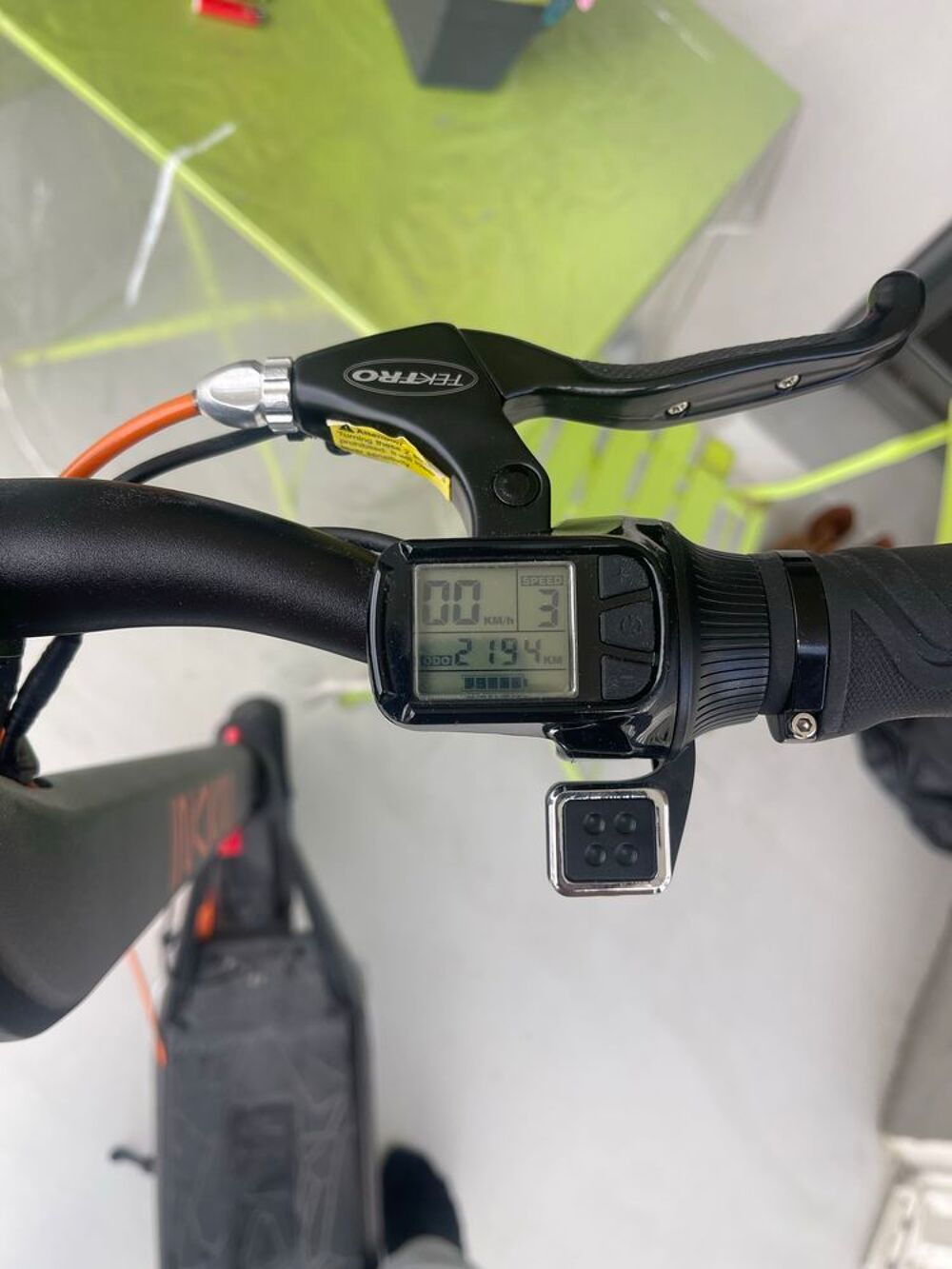 Trotinette &eacute;lectrique inokim modele ox super1 60v 21ah Sports