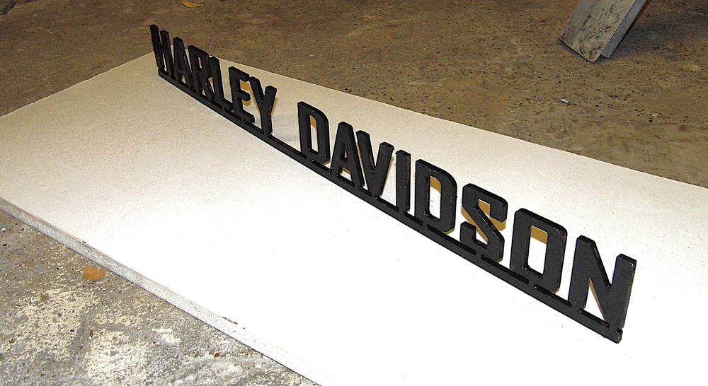 Moto HARLEY DAVIDSON enseigne publicitaire lettrage publicit&eacute; collection motocyclette 